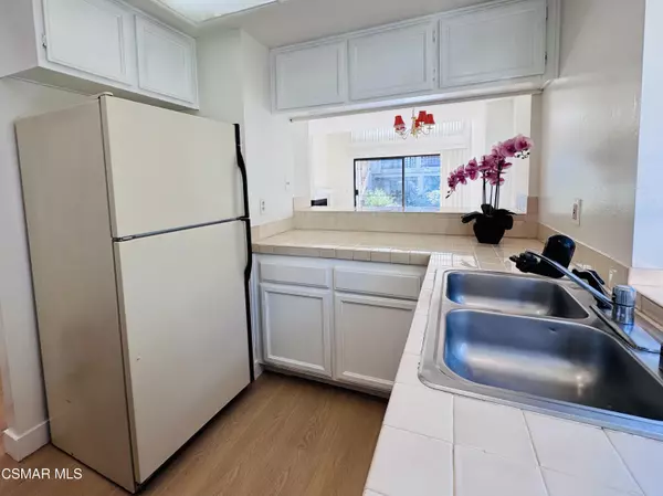 Agoura Hills, CA 91301,5714 Skyview Way #E