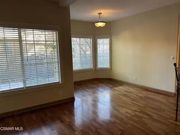 Westlake Village, CA 91362,5608 Roundtree Place