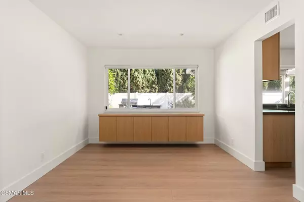 Oak Park, CA 91377,84 Sunny Vista Avenue