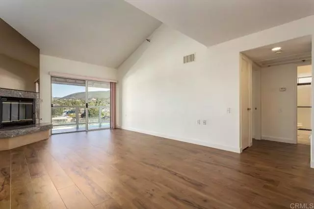 1616 Circa Del Lago, San Marcos, CA 92078