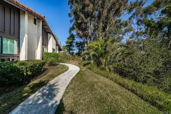 Encinitas, CA 92024,119 South Darien Drive