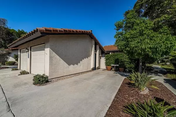 Encinitas, CA 92024,119 South Darien Drive