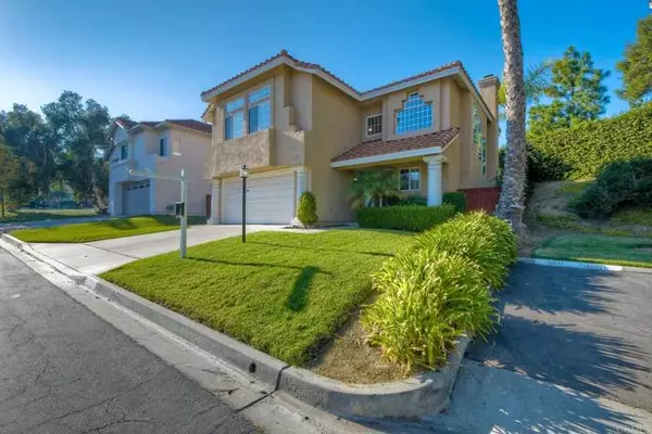 Carlsbad, CA 92009,3438 Corte Viejo