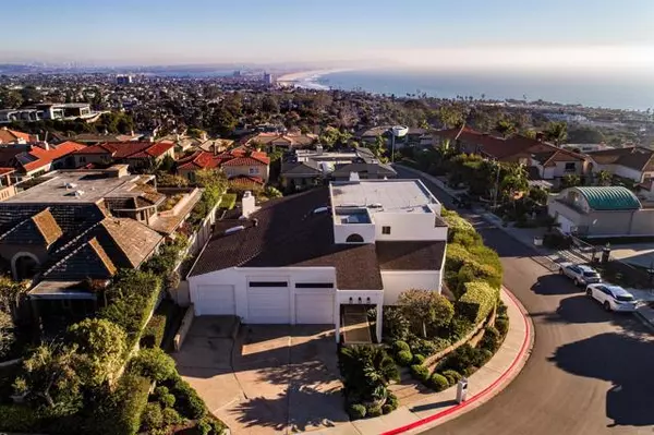 La Jolla, CA 92037,5771 La Jolla Corona Drive