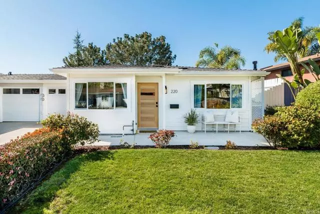 220 Coneflower Street, Encinitas, CA 92024