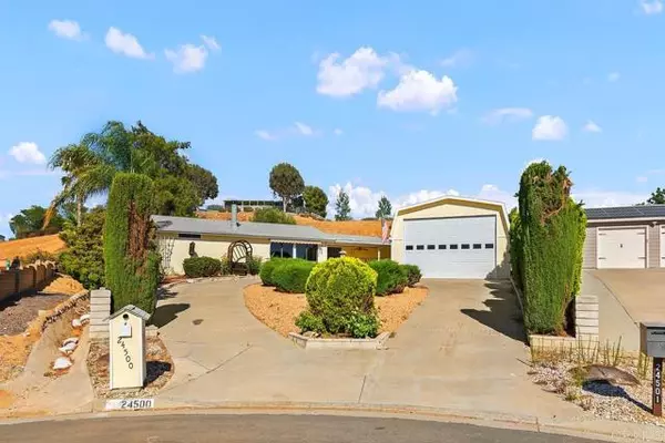 24500 Woodshed Way, Wildomar, CA 92595