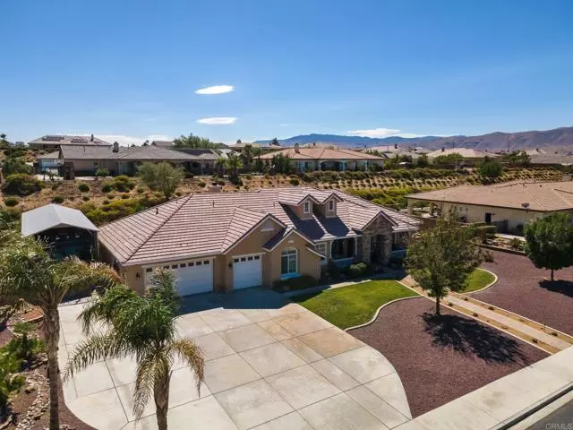 12367 Macintosh Street, Apple Valley, CA 92308