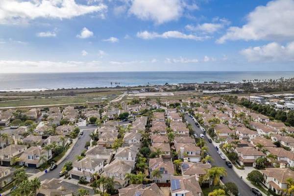 553 DEW POINT AVE, Carlsbad, CA 92011