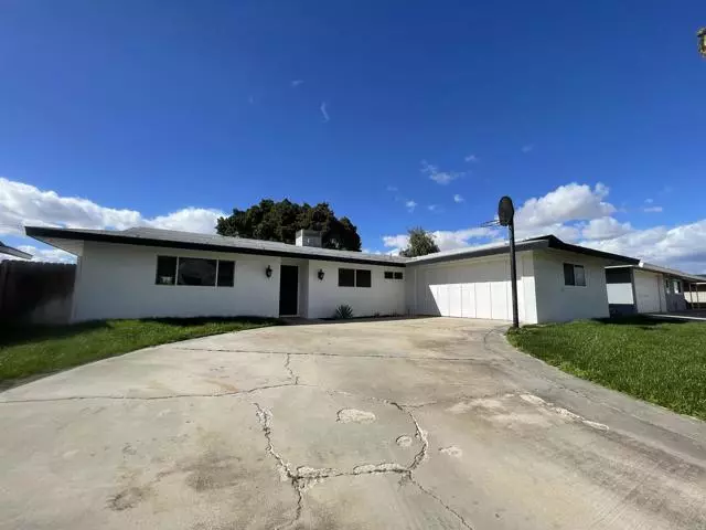 379 North Acacia Street, Blythe, CA 92225