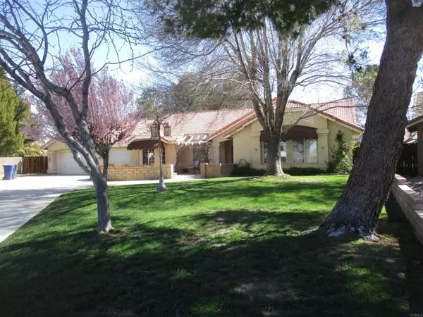 Apple Valley, CA 92308,19240 Marita Place