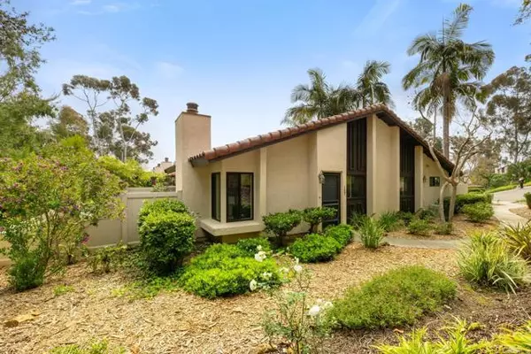 Encinitas, CA 92024,157 S Darien Drive