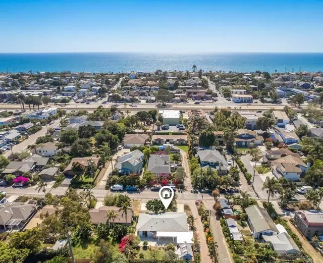 1355 Hermes Ave, Encinitas, CA 92024