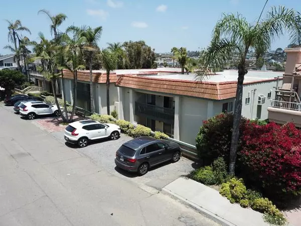 Encinitas, CA 92024,843 4th Street