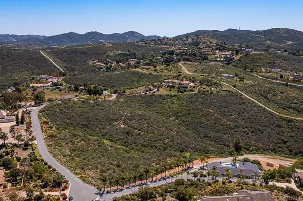 Vista, CA 92084,0 Elevado Road