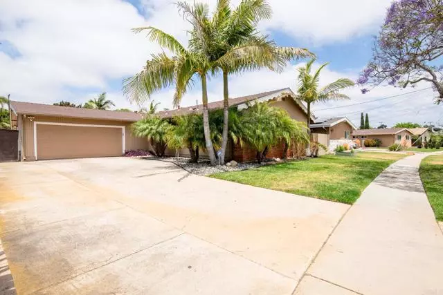 3814 Mount Everest Boulevard, Clairemont Mesa, CA 92111