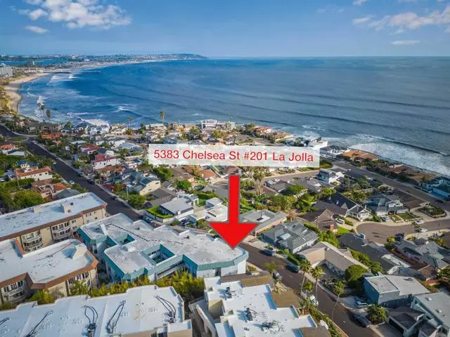 La Jolla, CA 92037,5383 Chelsea St