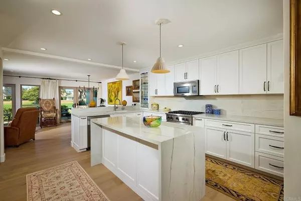 Rancho Santa Fe, CA 92091,211 Via Osuna