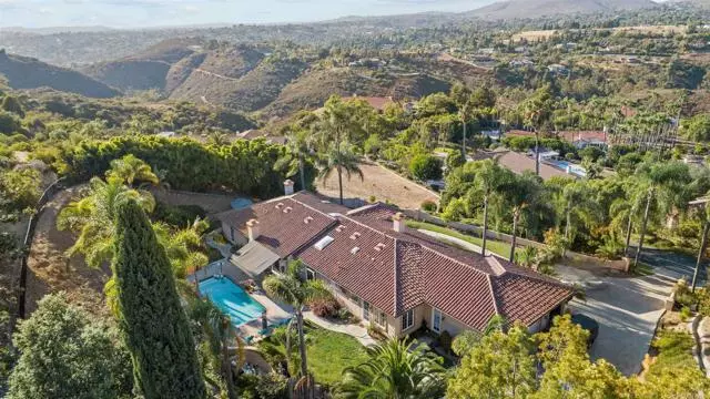 Rancho Santa Fe, CA 92067,18150 Via Ascenso