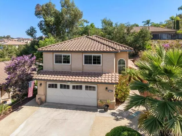 1808 Loreto Gln, Escondido, CA 92027