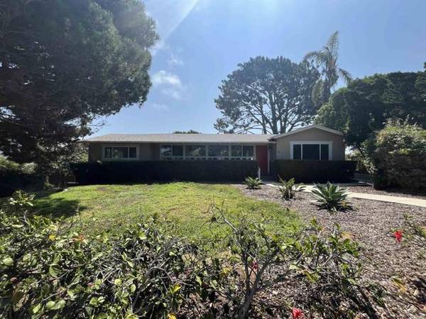 735 Cornish Dr, Encinitas, CA 92024