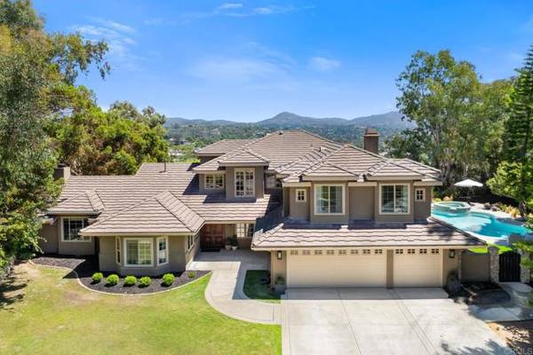 804 Woodside Lane, Encinitas, CA 92024