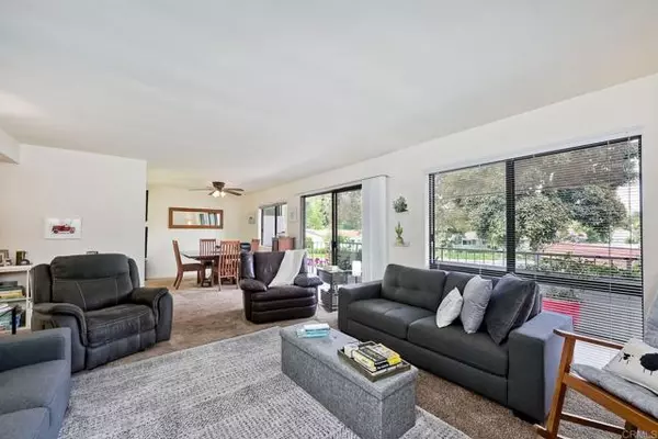 Laguna Woods, CA 92637,3168 Via Vista