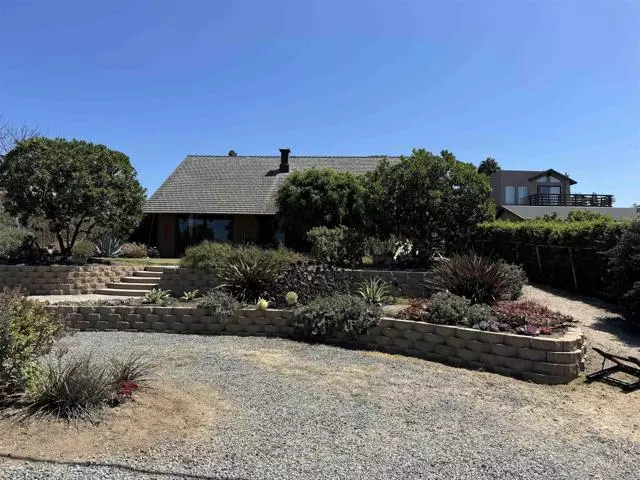 1335 Rainbow Ridge Lane, Encinitas, CA 92024