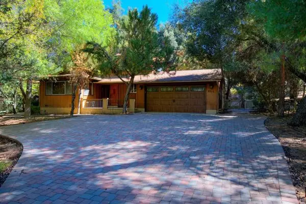 8315 Chipmunk Ln, Pine Valley, CA 91962