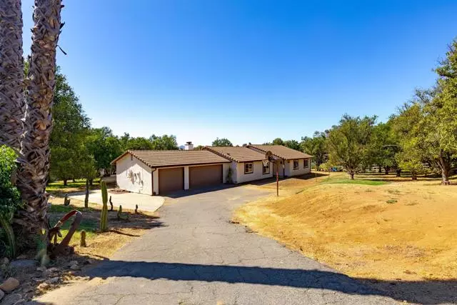 29366 Paso Robles Ct, Valley Center, CA 92082