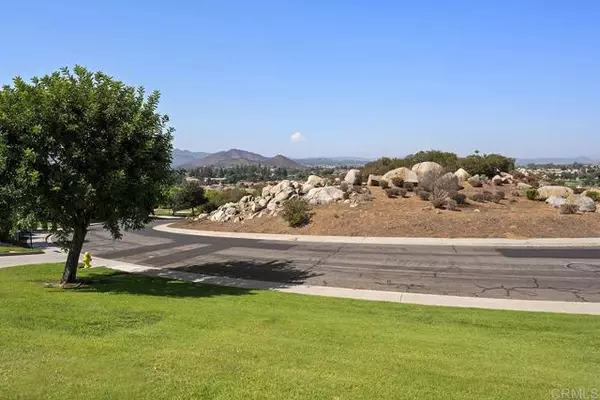 Rancho Bernardo (san Diego), CA 92128,17347 Plaza Maria