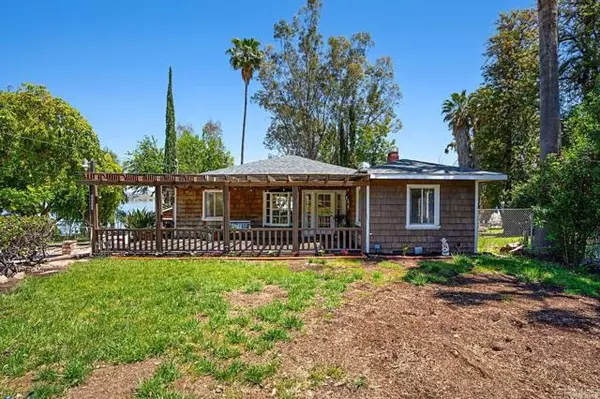 Lake Elsinore, CA 92530,17030 Grand Avenue