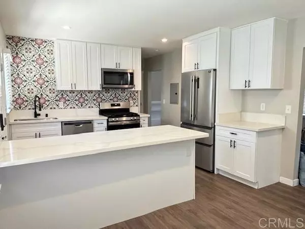Orange, CA 92866,181 North Waverly Street