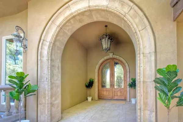 Poway, CA 92064,11558 Creek Road