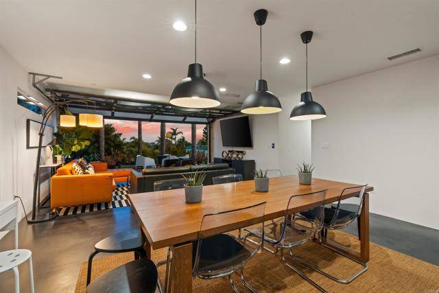 Solana Beach, CA 92075,427 Hilmen Place