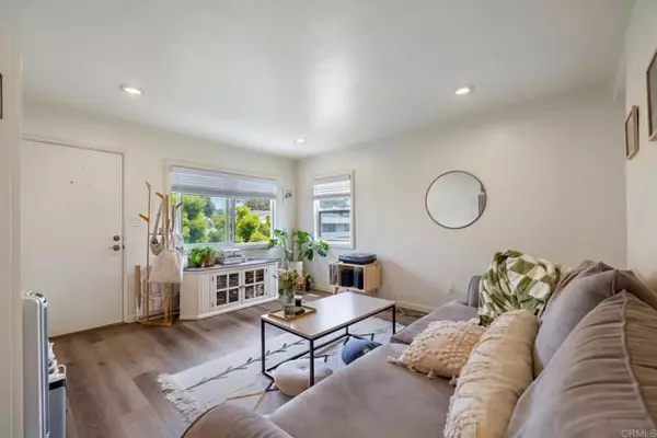 Encinitas, CA 92024,1027 3Rd Street