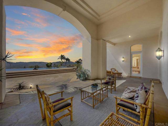 Valley Center, CA 92082,31581 Larga Vista
