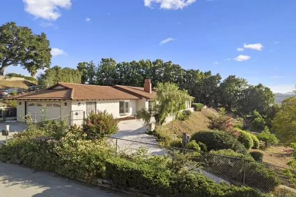 Escondido, CA 92025,917 Gretna Green Way