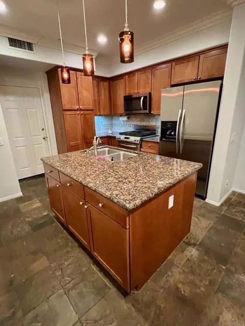 Ladera Ranch, CA 92694,51 PALLADIUM Lane