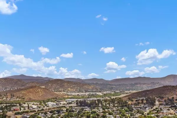 Santee, CA 92071,1605 Calabria Street