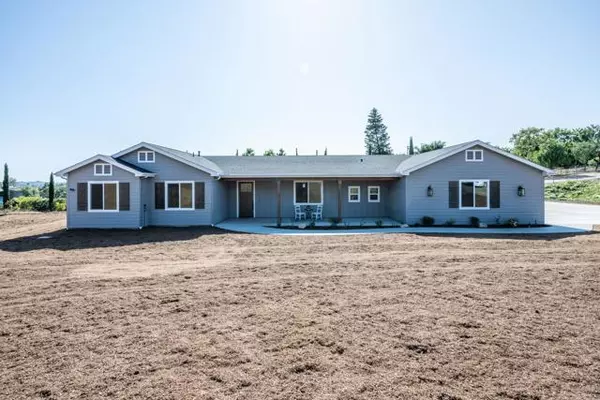 Fallbrook, CA 92028,1904 Grey Rabbit Hollow Lane
