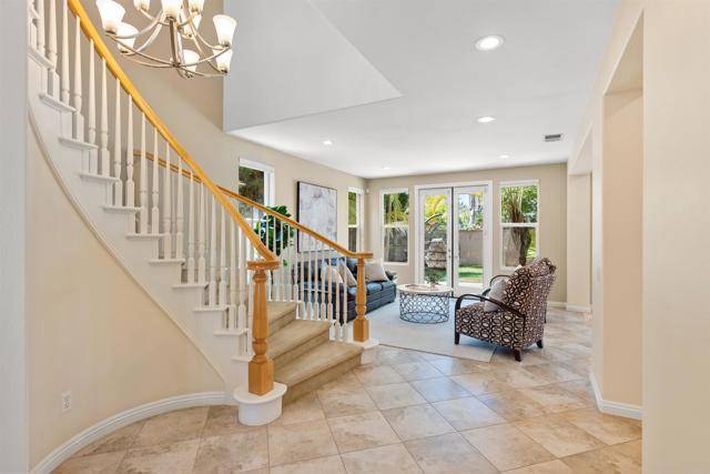 Carlsbad, CA 92009,3463 Corte Fresa