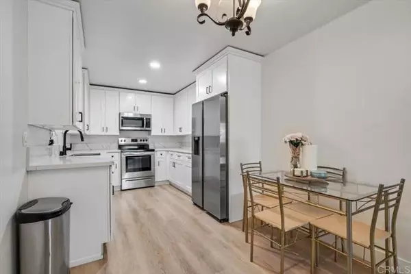 Santee, CA 92071,10784 North Magnolia Avenue
