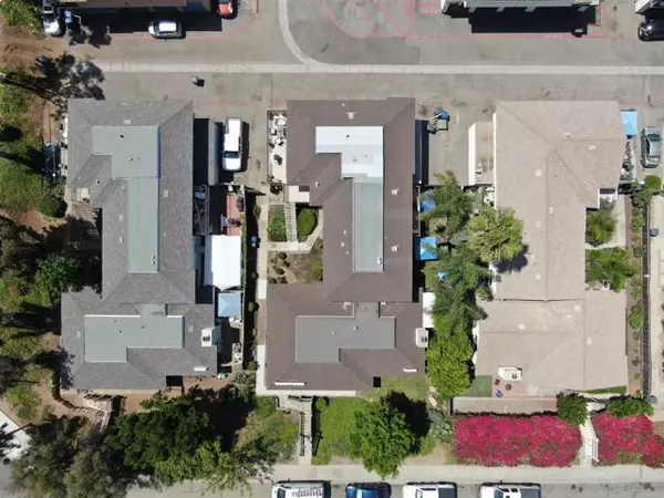 Vista, CA 92084,1249 Arcadia Avenue