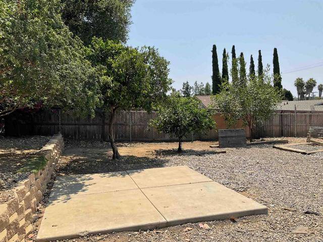 Fallbrook, CA 92028,1110 East ALVARADO Street