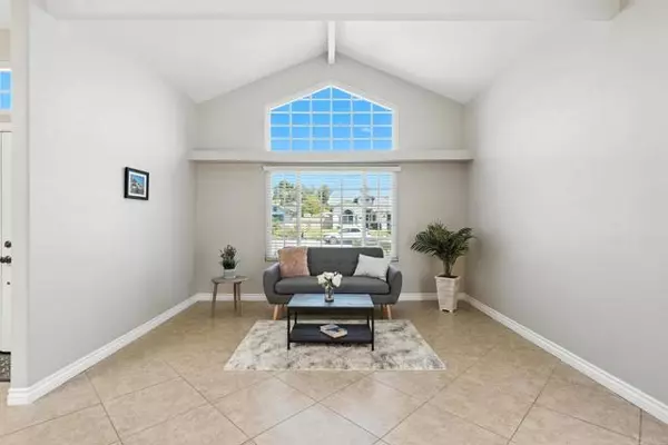 Escondido, CA 92026,1833 Sunbury Street