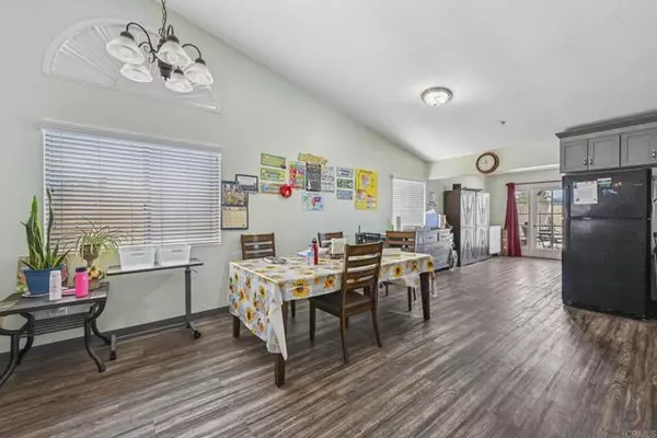 San Diego, CA 92114,5979 Harps Court
