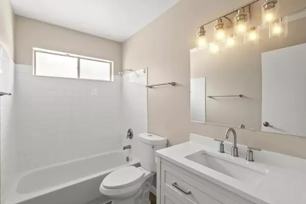 Clairemont Mesa, CA 92117,5241 Cole St.