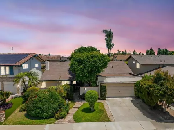 16666 Mount Baxter Circle, Fountain Valley, CA 92708