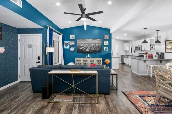 El Cajon, CA 92021,1705 Pepperwood Drive