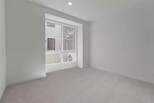 Carlsbad, CA 92008,2524 Elderberry Lane